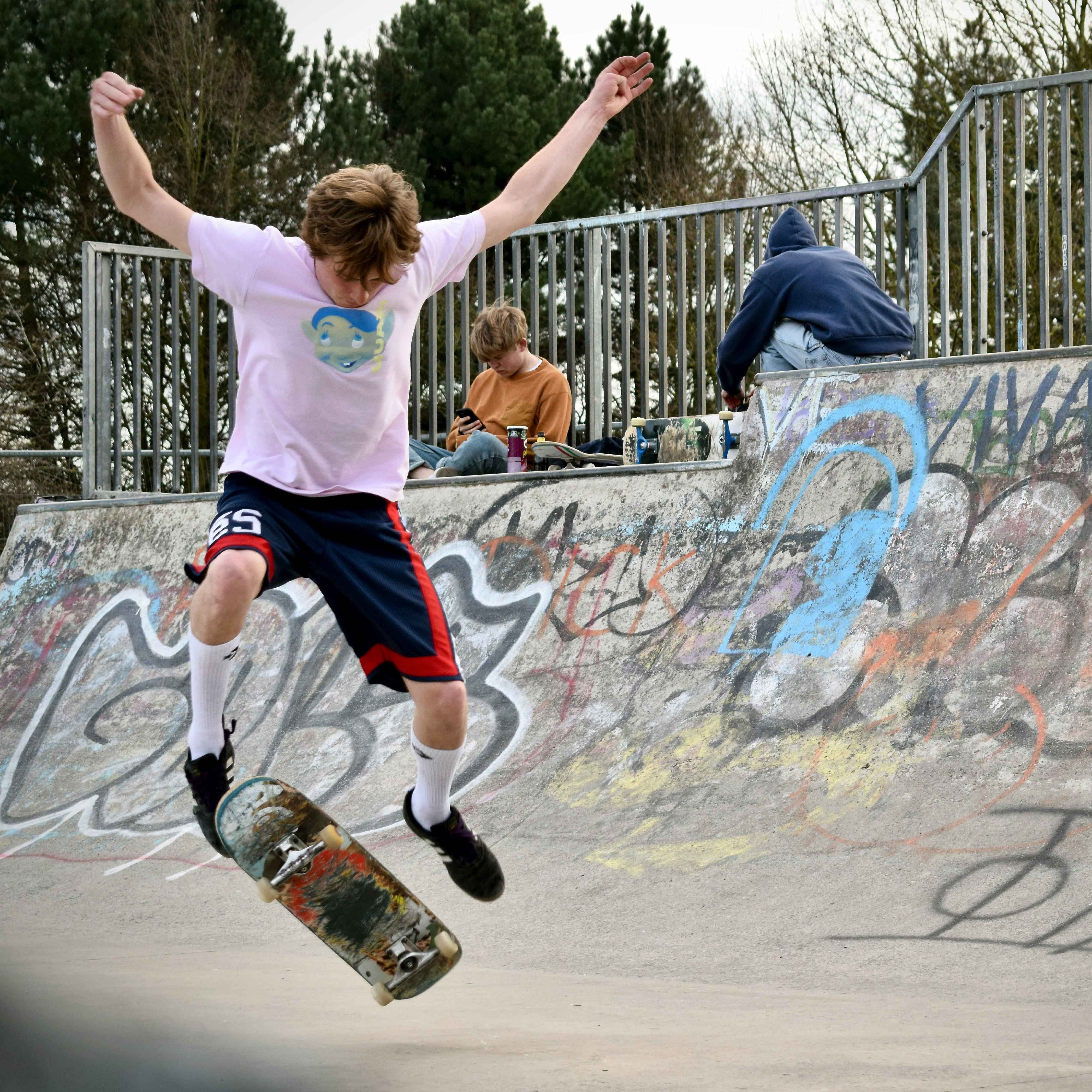 douglas-gausi-xmRoAIdZiWw-unsplash